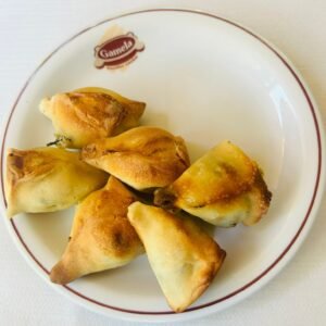 Esfirra de Ricota com Espinafre da Gamela (unidades)